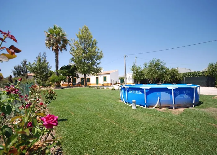 Quinta Rosa Branca بيت ضيافة 4*