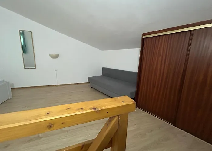 Quinta Rosa Branca بيت ضيافة تافيرا