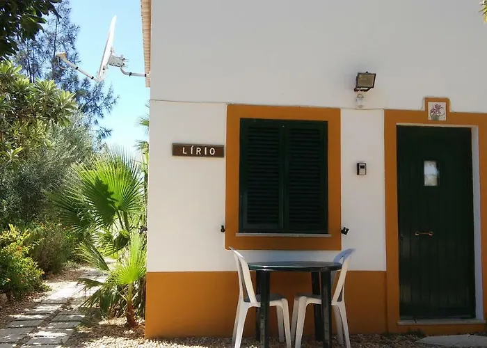 Quinta Rosa Branca 4* تافيرا